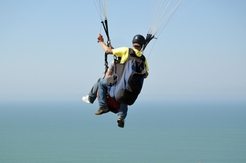 double-paragliding